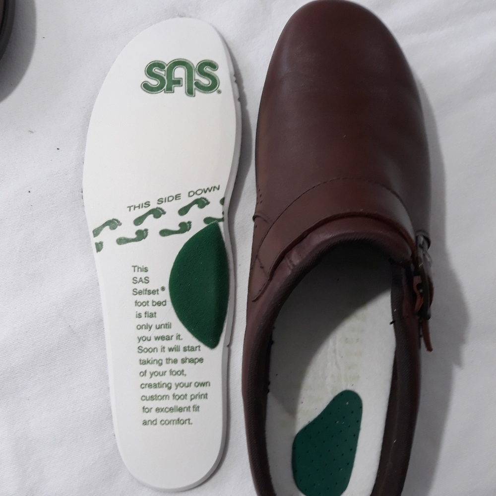 SAS San Antonio Shoemaker Leather Slip On Brown Shoes Bukle Clogs Size 10 1/2 M - Picture 6 of 13